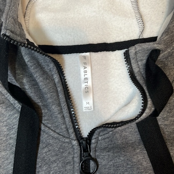 Fabletics jacket - Picture 3 of 4
